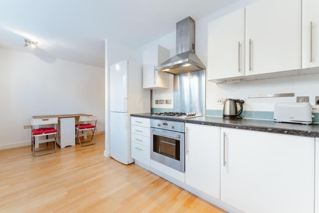 דירות לונדון Stunning Flat In Brick Lane מראה חיצוני תמונה